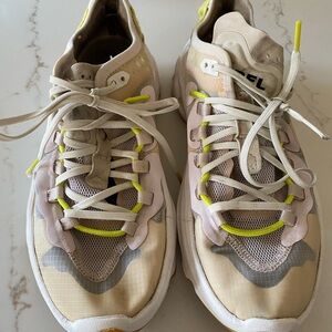 Sorel athletic sneakers women’s 8